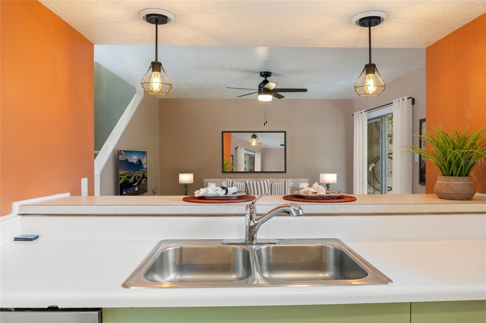 Image 14 of 47 For 4475 Sandner Drive