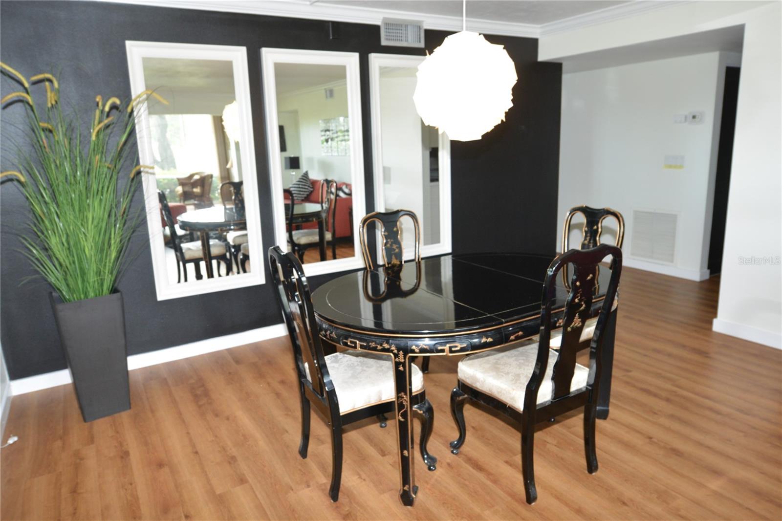 Image 4 of 44 For 1601 Southwood Street 1601