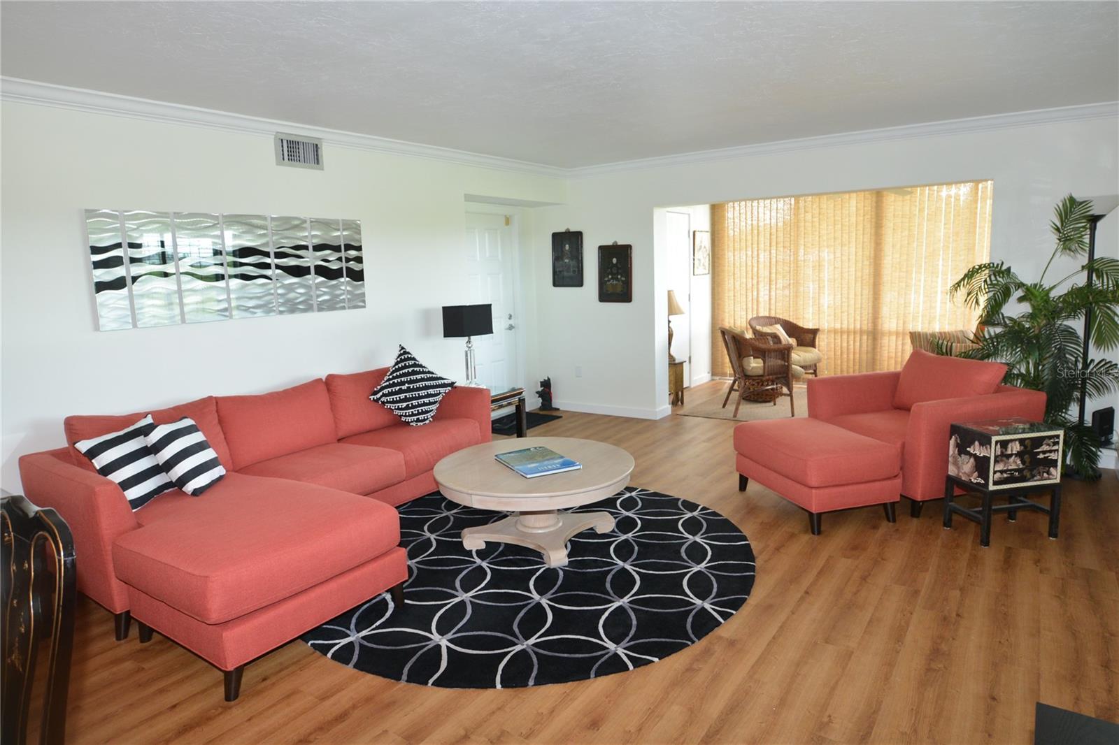 Image 7 of 44 For 1601 Southwood Street 1601