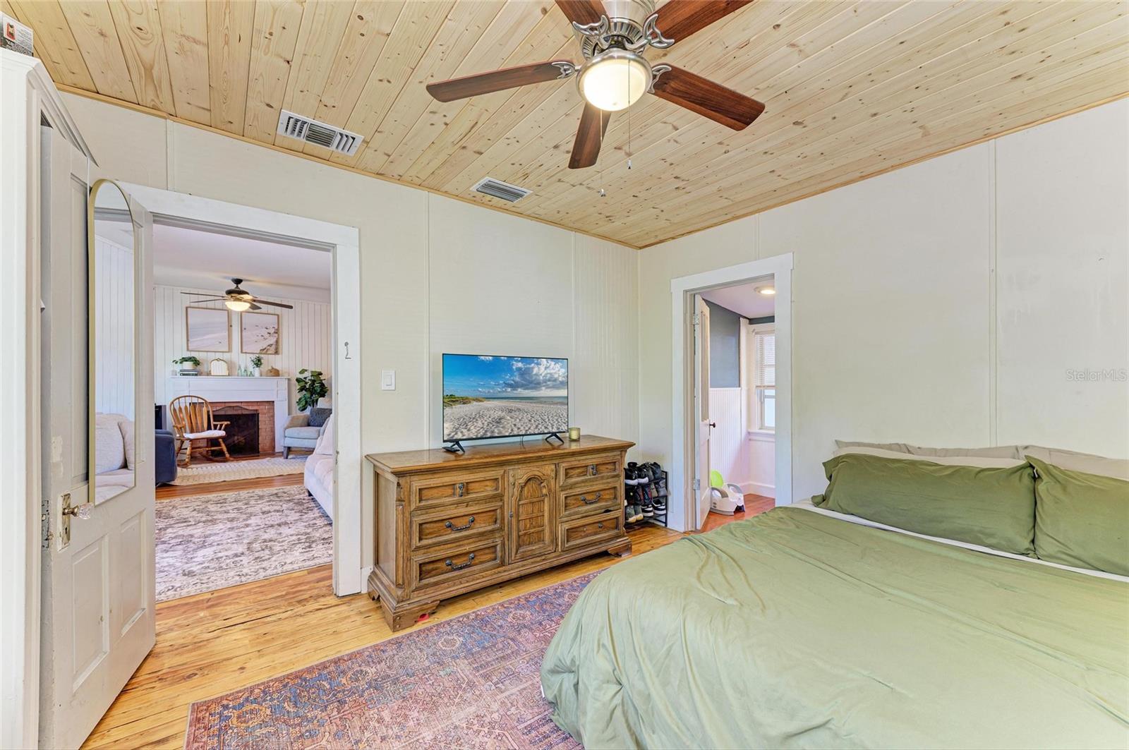 Image 14 of 30 For 2509 8th Avenue W