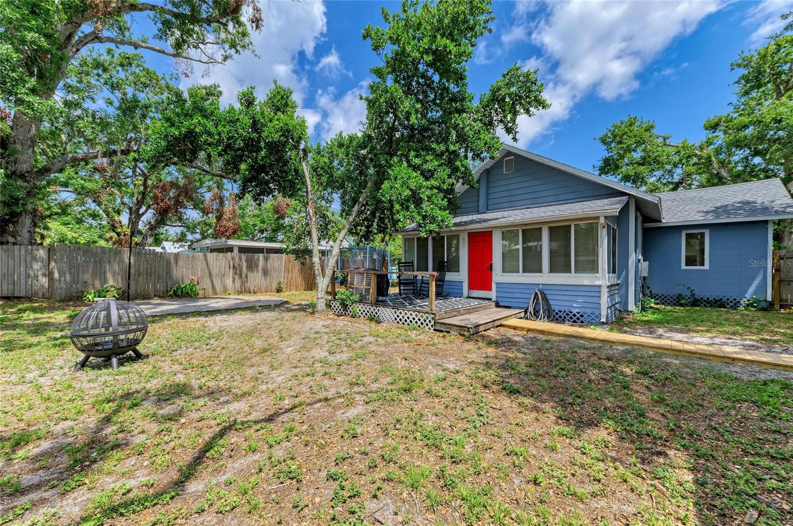 Image 26 of 30 For 2509 8th Avenue W