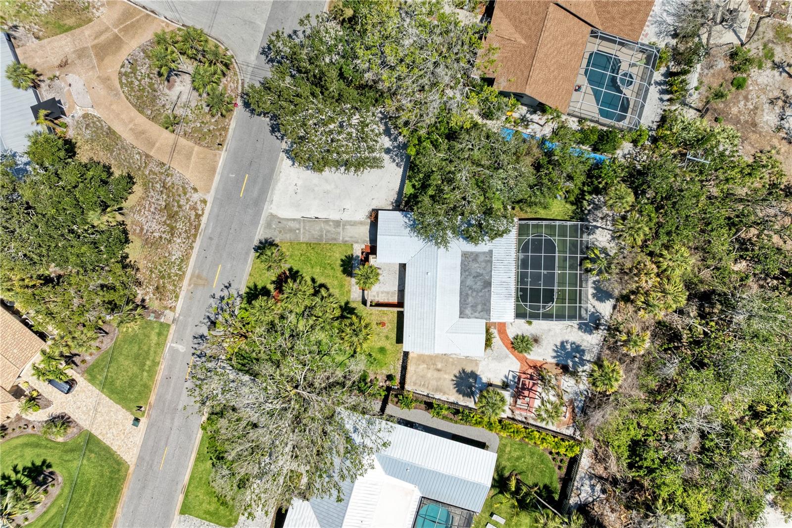 Image 8 of 82 For 5223 Shadow Lawn Drive