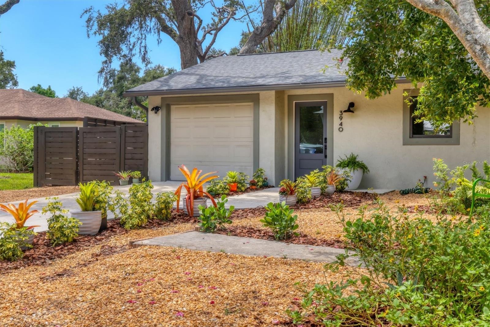 Image 22 of 29 For 3940 Brookside Drive