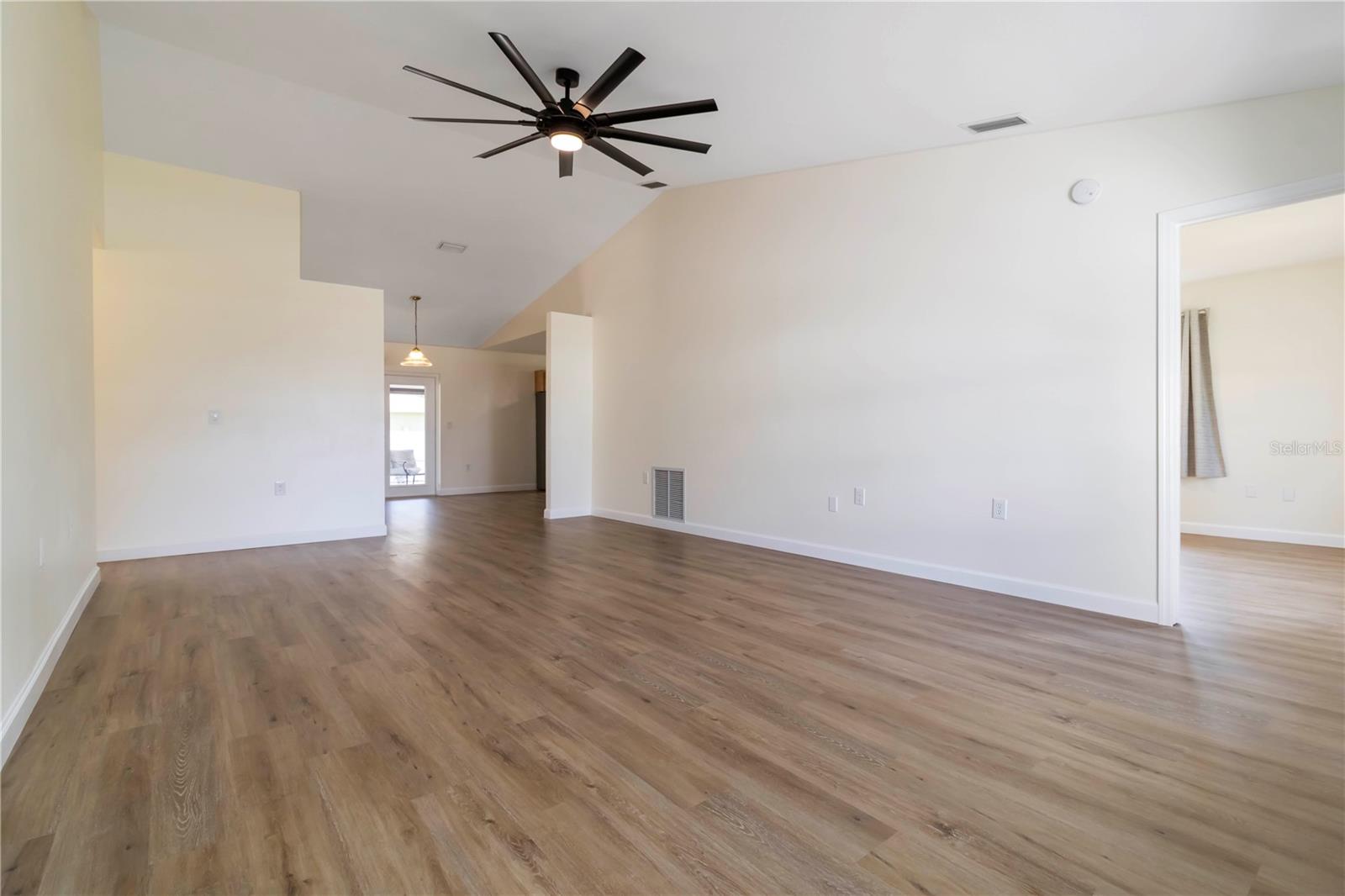 Image 7 of 30 For 2477 Wood Oak Drive
