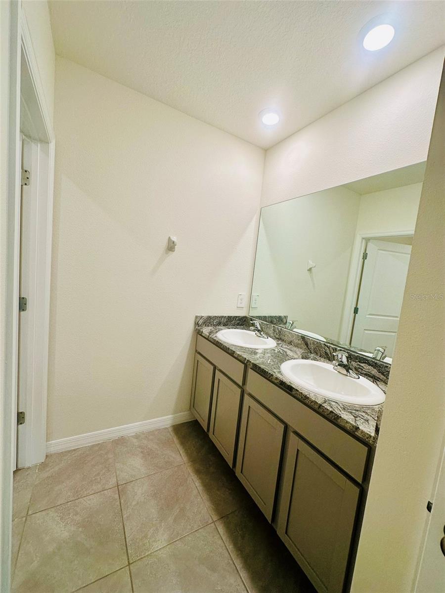 Image 22 of 65 For 12604 Promenade Estates Boulevard