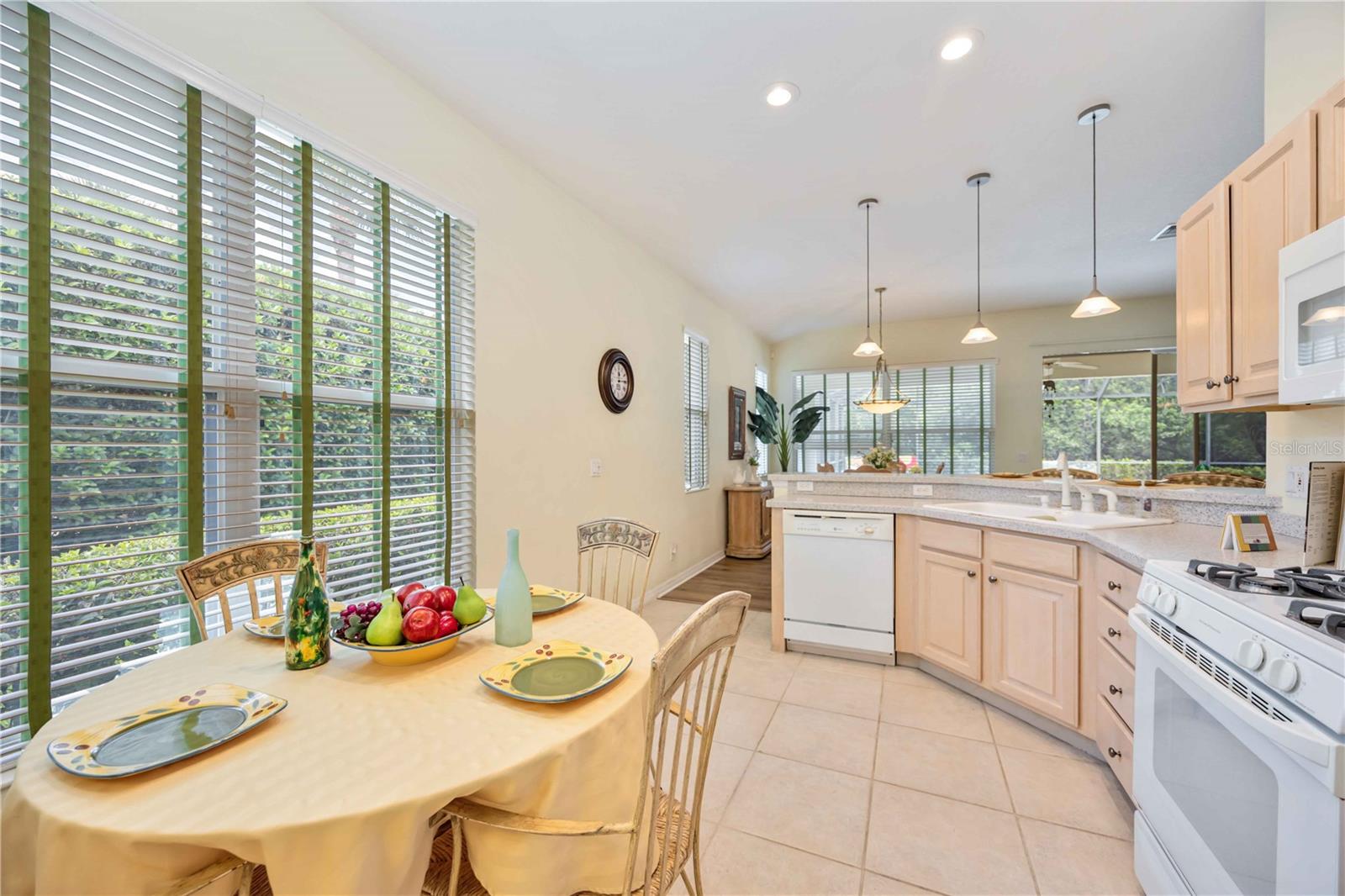 Image 19 of 67 For 706 Misty Pond Court