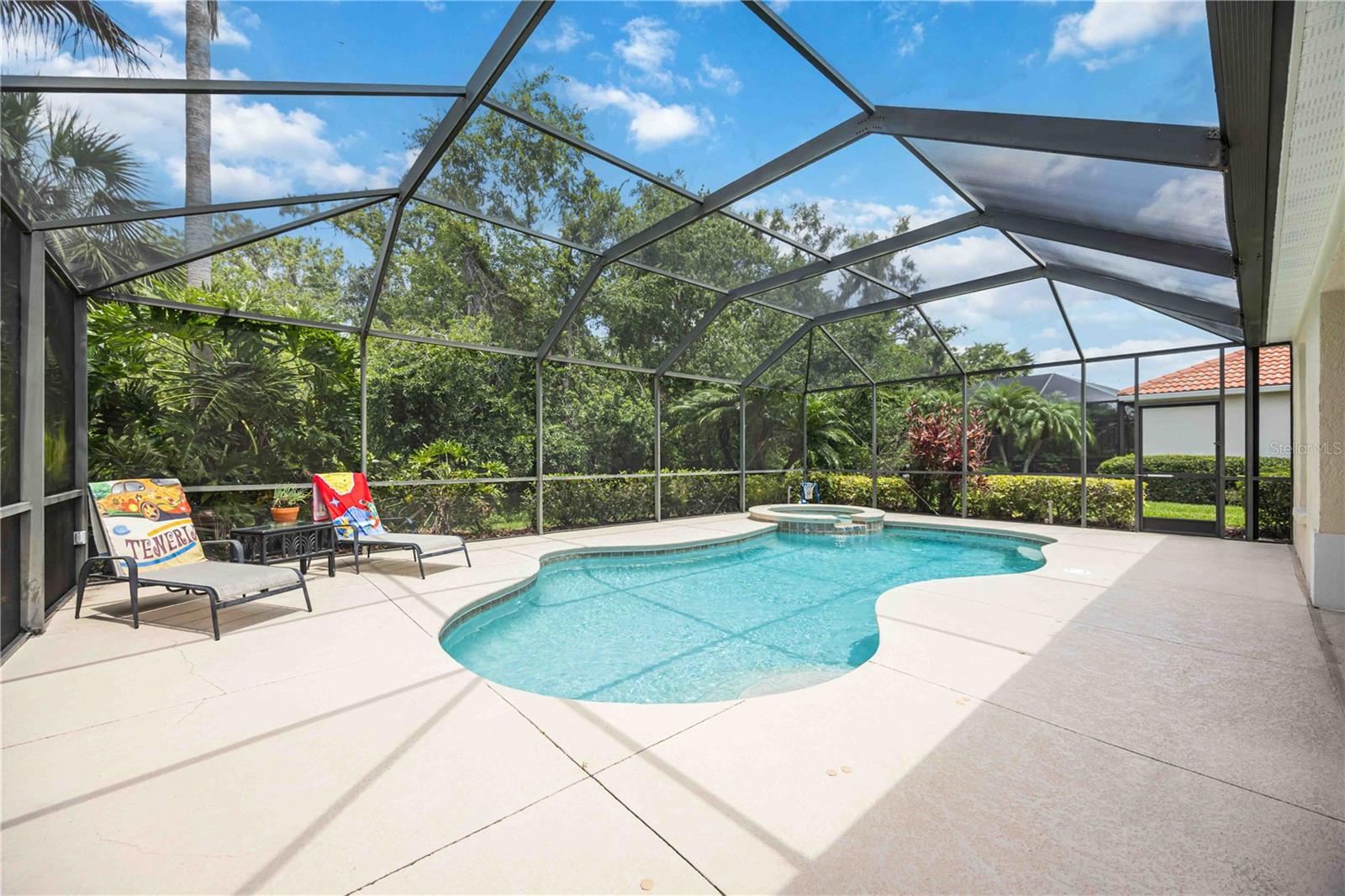 Image 34 of 67 For 706 Misty Pond Court