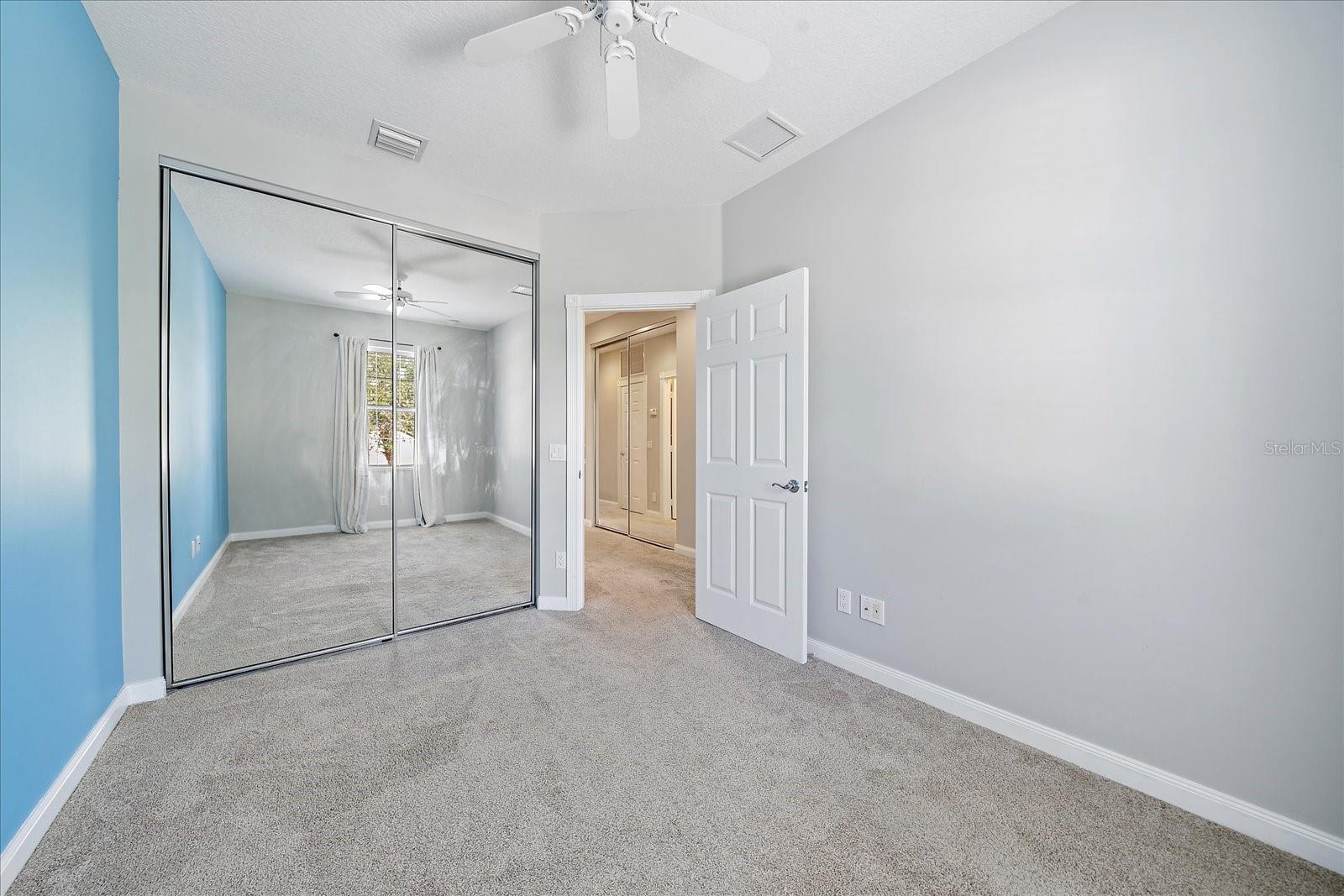 Image 23 of 29 For 1519 Napoli Drive E