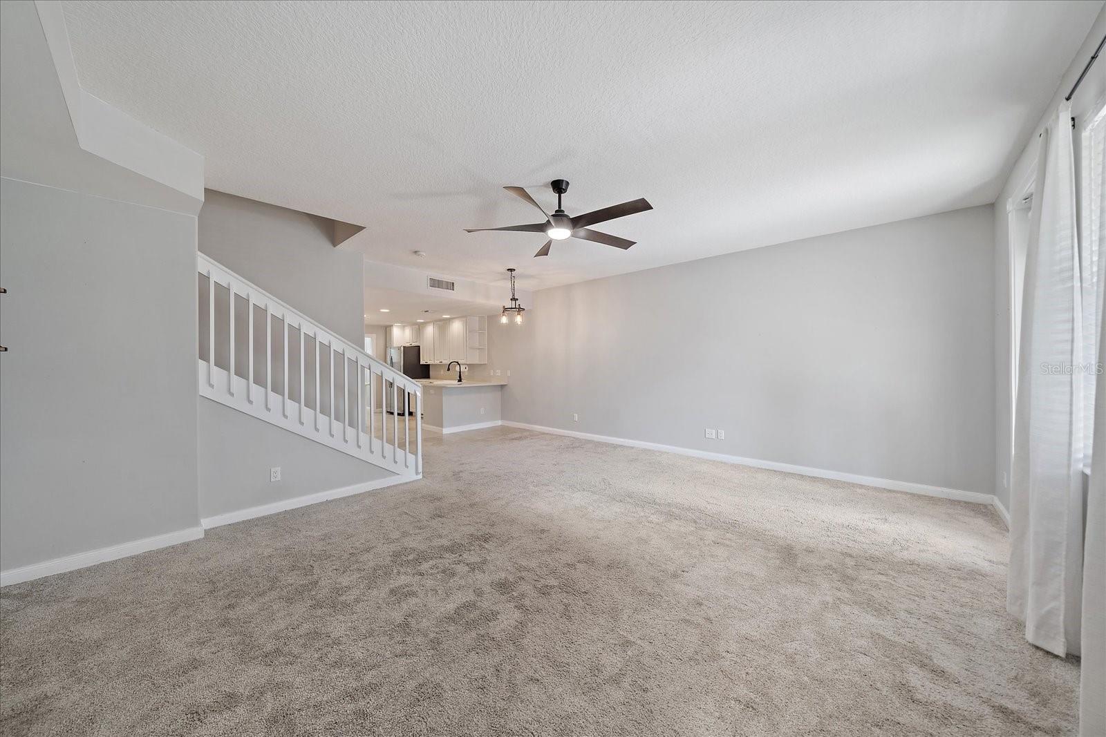 Image 7 of 29 For 1519 Napoli Drive E