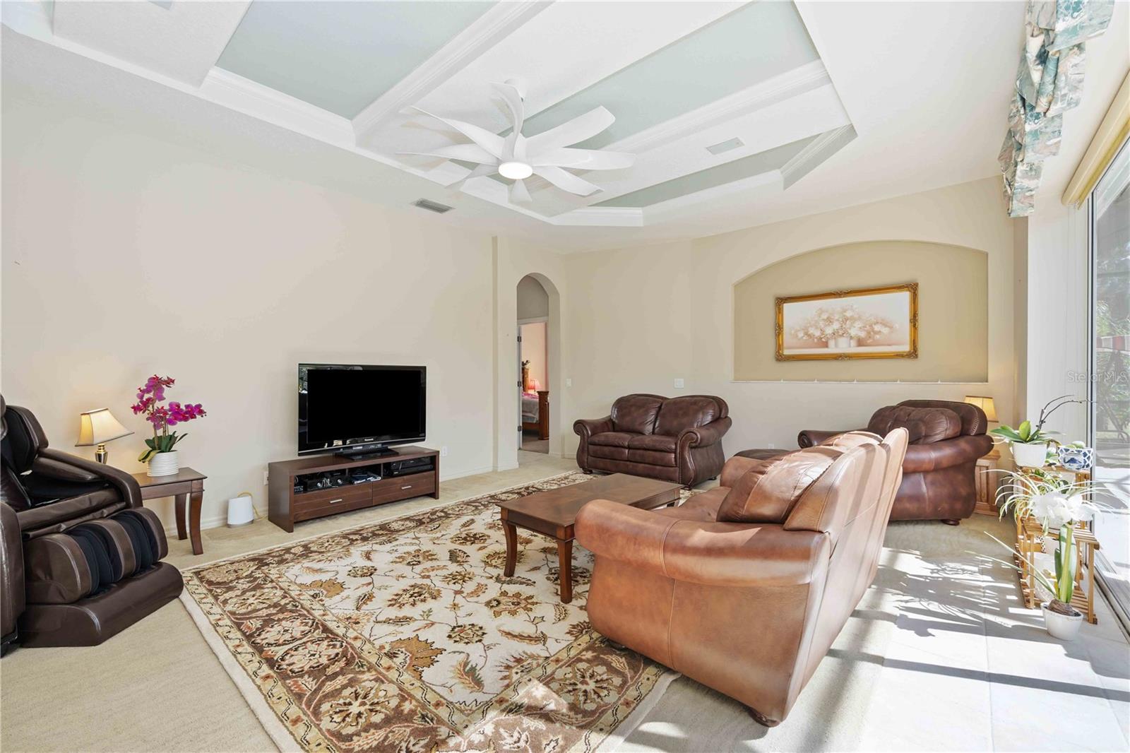 Image 14 of 68 For 6186 9th Avenue Circle Ne