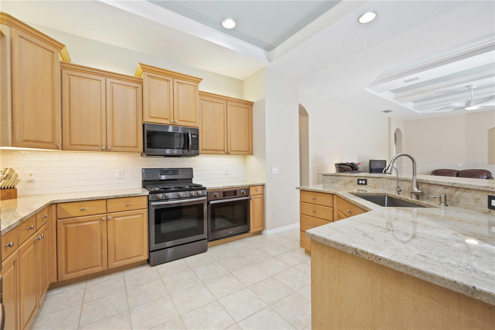 Image 20 of 68 For 6186 9th Avenue Circle Ne