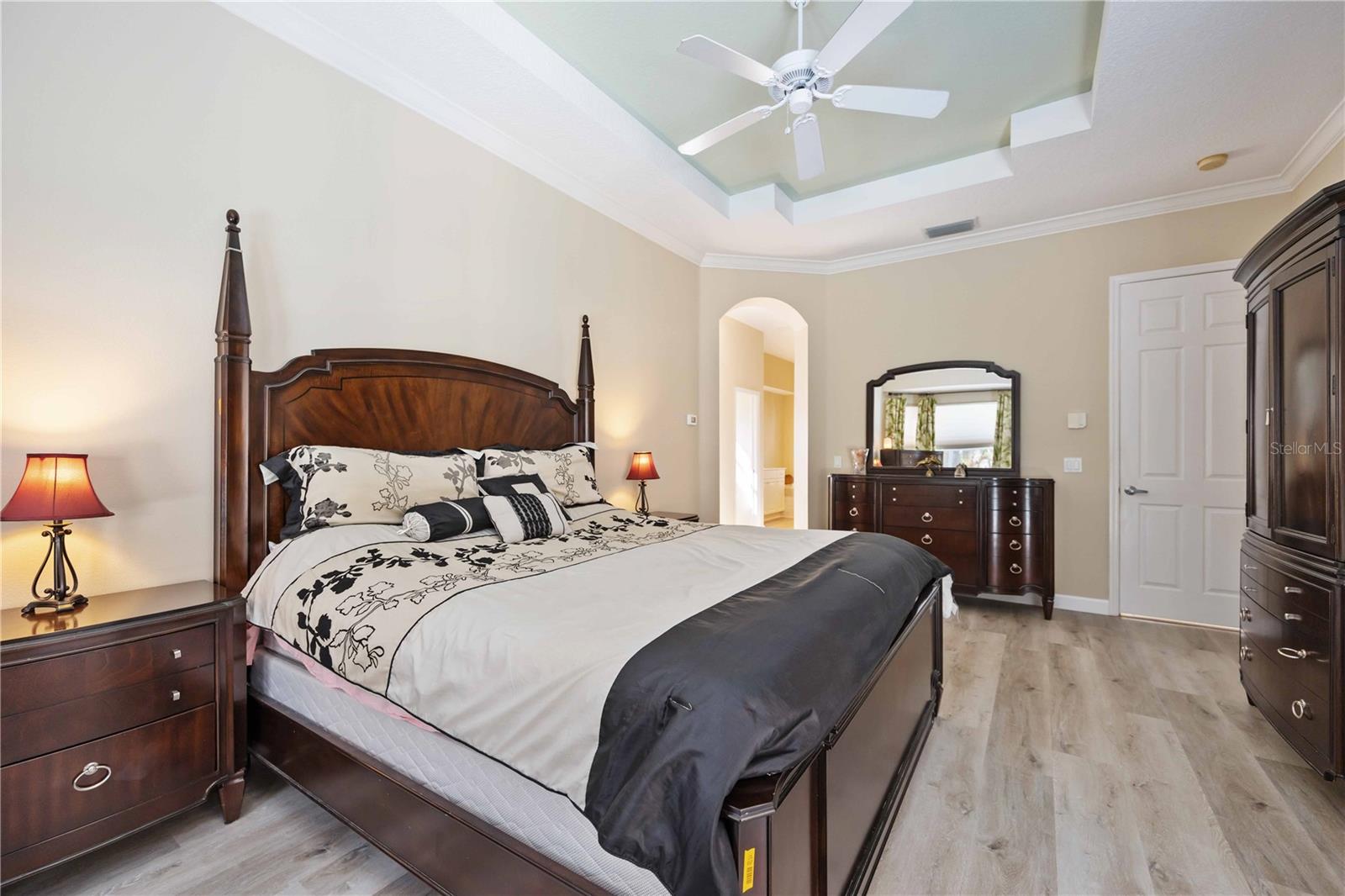 Image 30 of 68 For 6186 9th Avenue Circle Ne