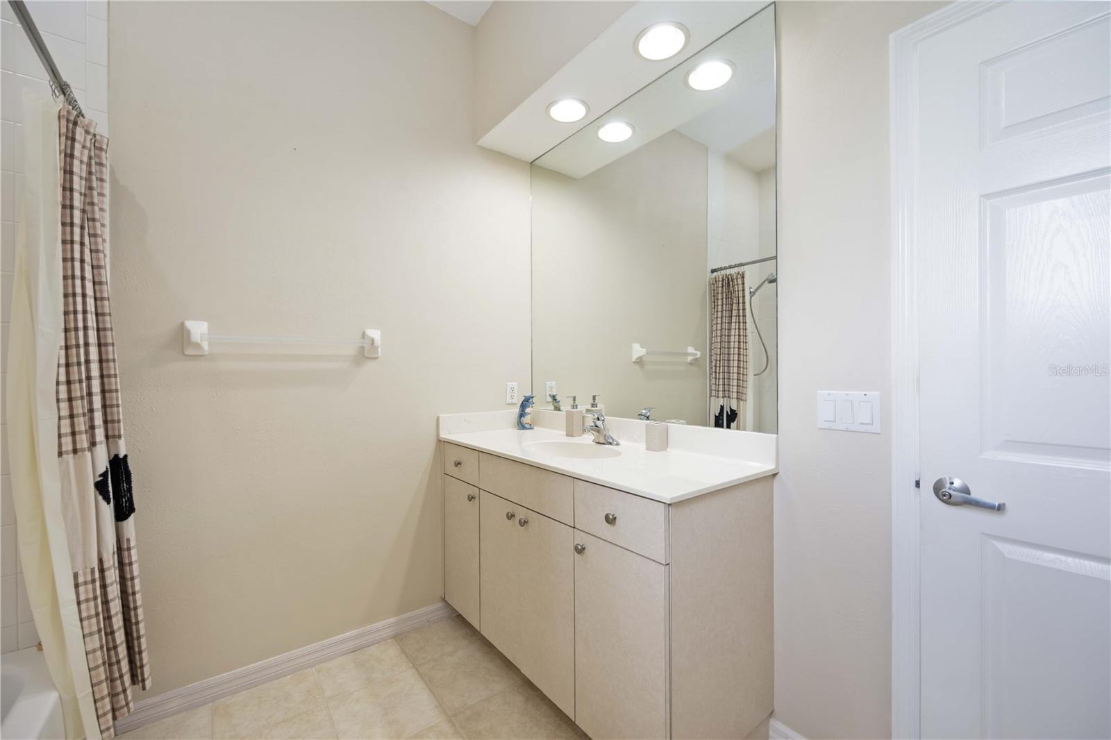 Image 35 of 68 For 6186 9th Avenue Circle Ne
