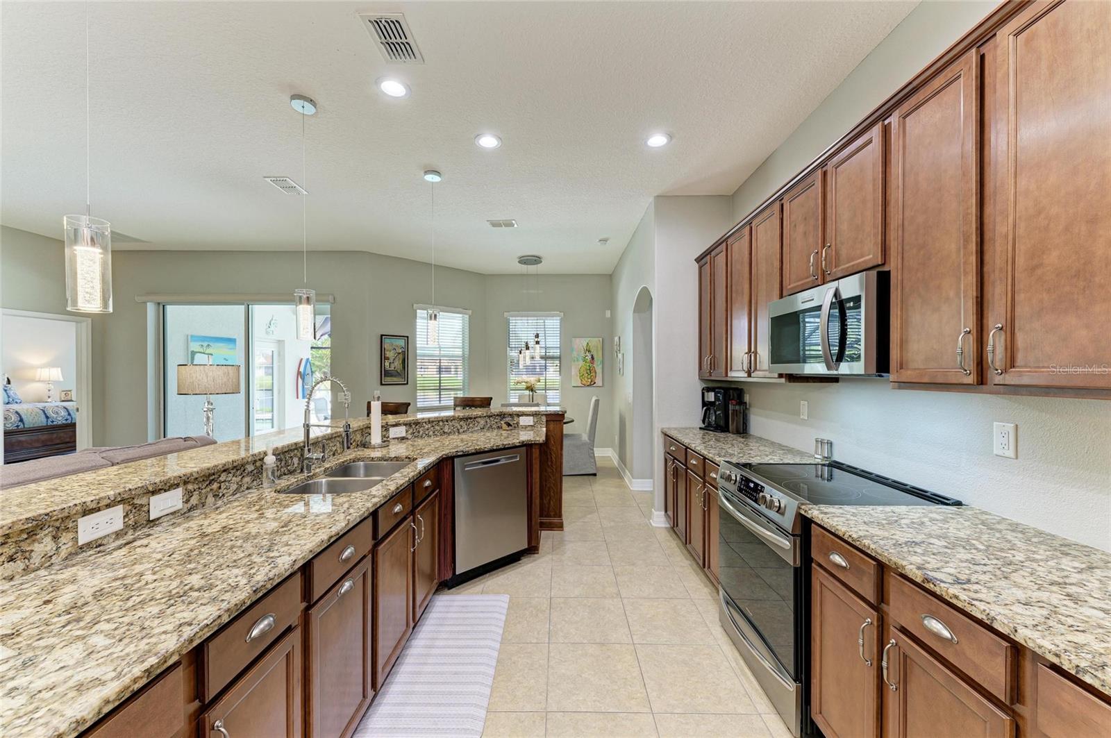 Image 21 of 62 For 5319 120th Avenue E