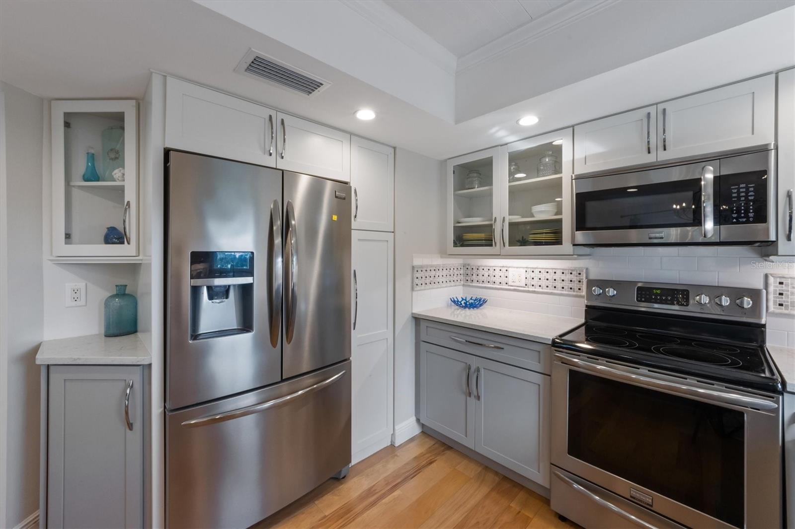 Image 13 of 38 For 221 85th Street