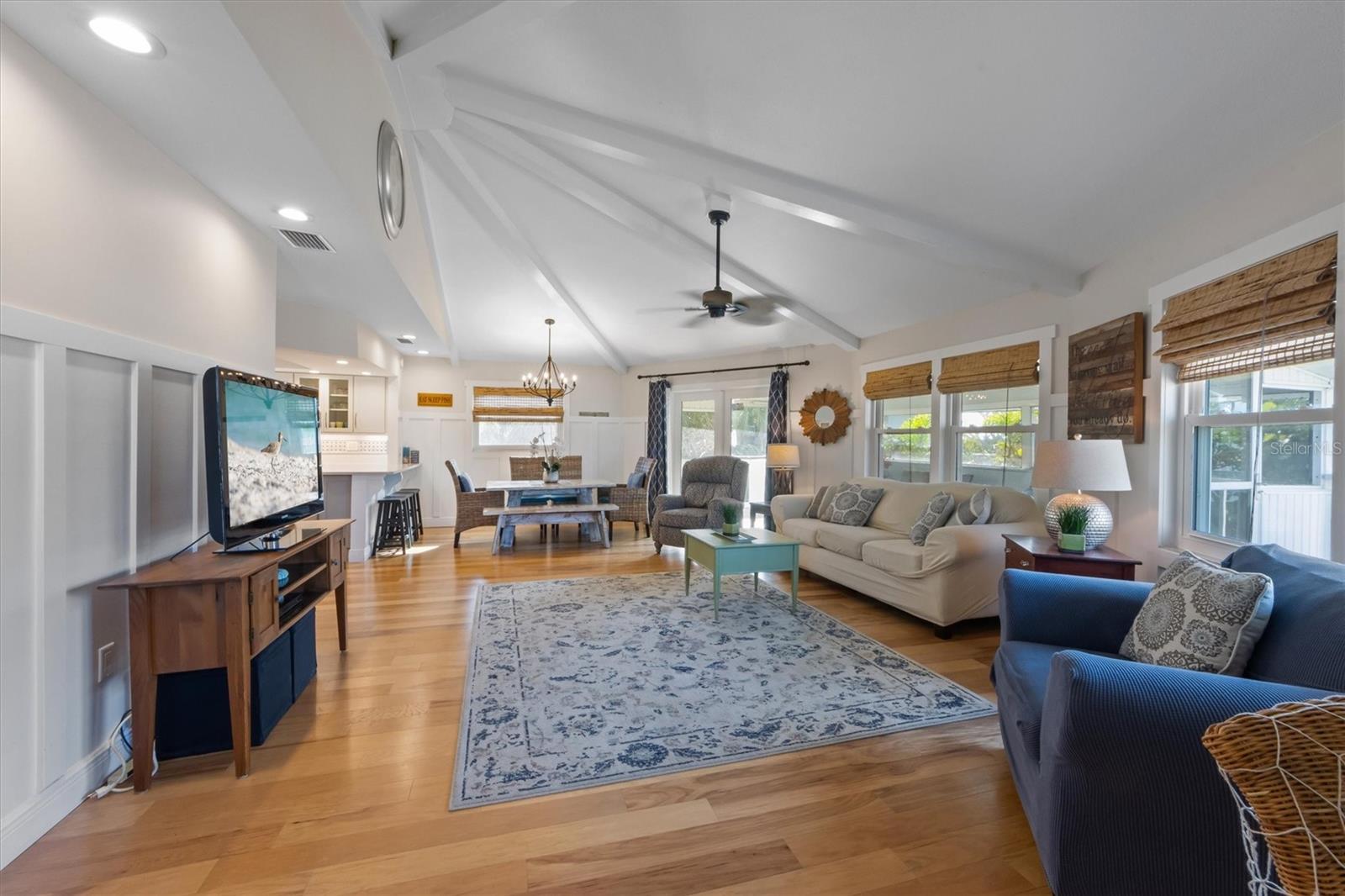 Image 5 of 38 For 221 85th Street