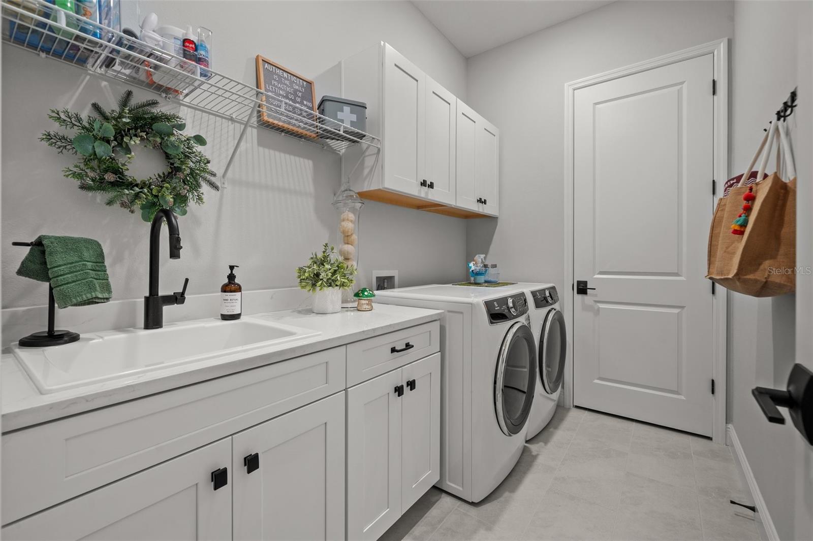 Image 48 of 91 For 4407 Big Woods Way