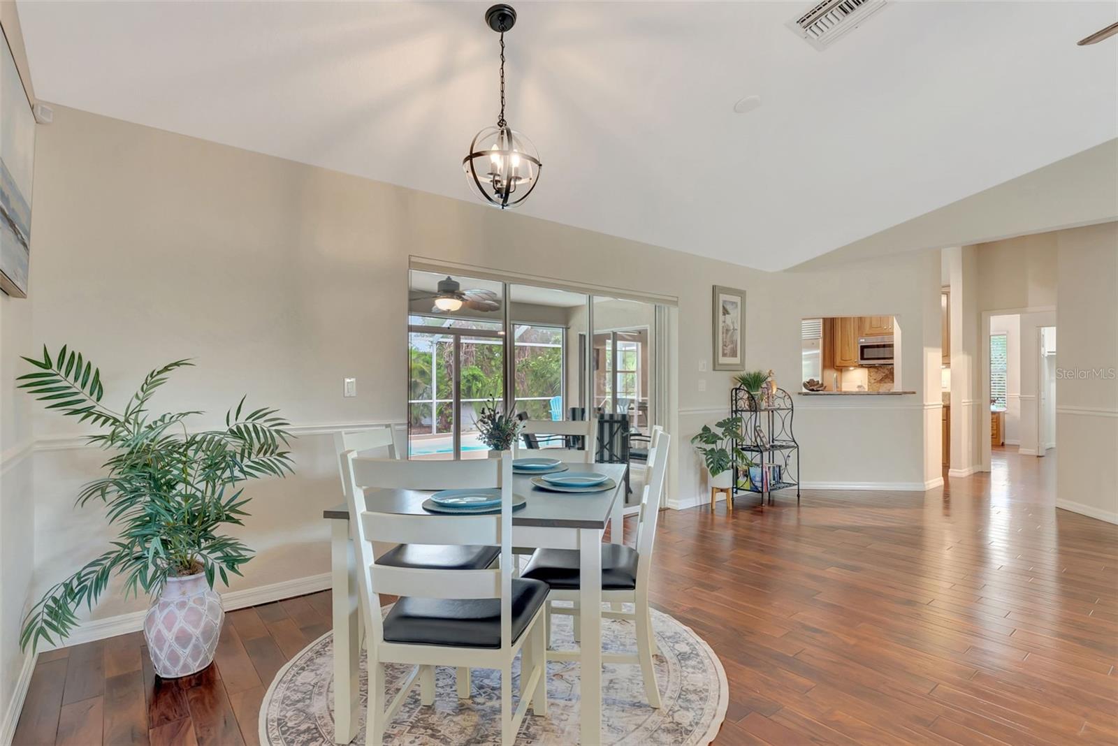 Image 13 of 47 For 4322 Concert Street