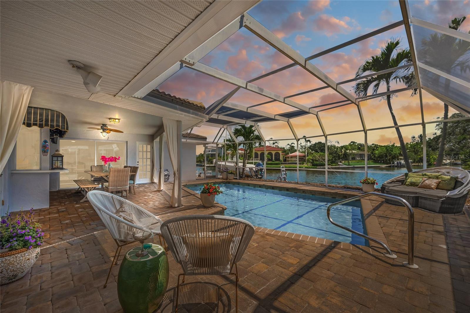 Details for 572 Commonwealth Lane, SARASOTA, FL 34242