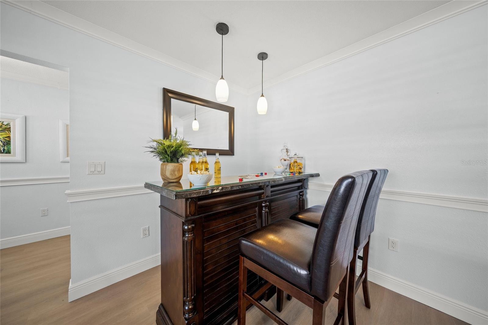 Listing photo id 33 for 572 Commonwealth Lane