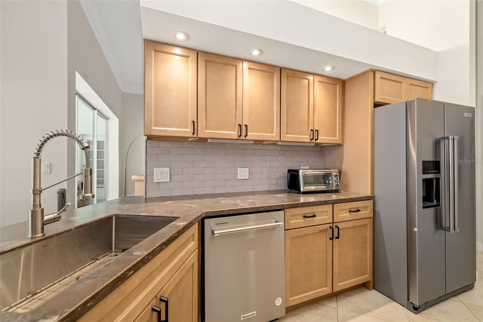Image 16 of 64 For 3988 Berlin Drive