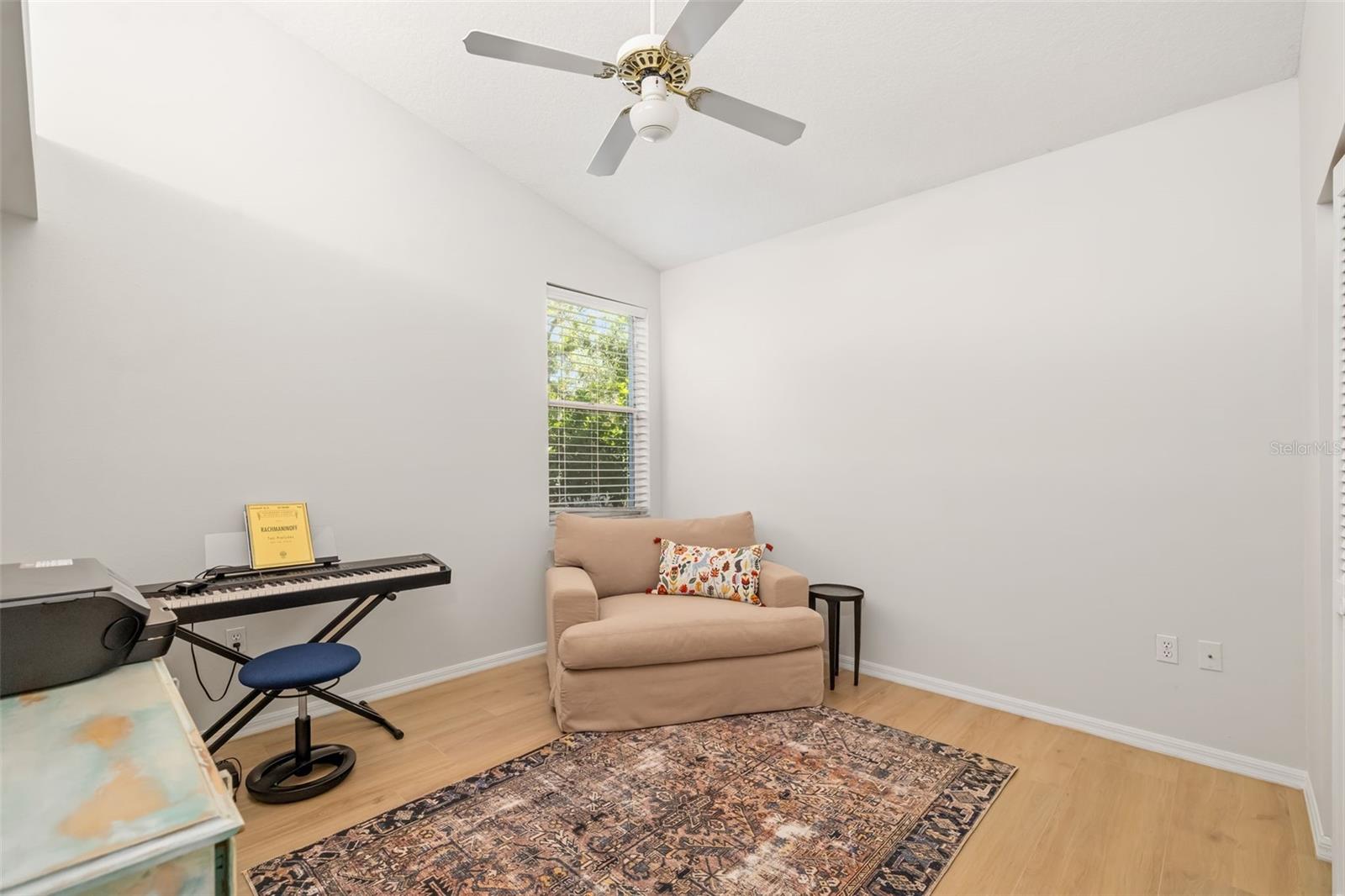 Image 36 of 64 For 3988 Berlin Drive