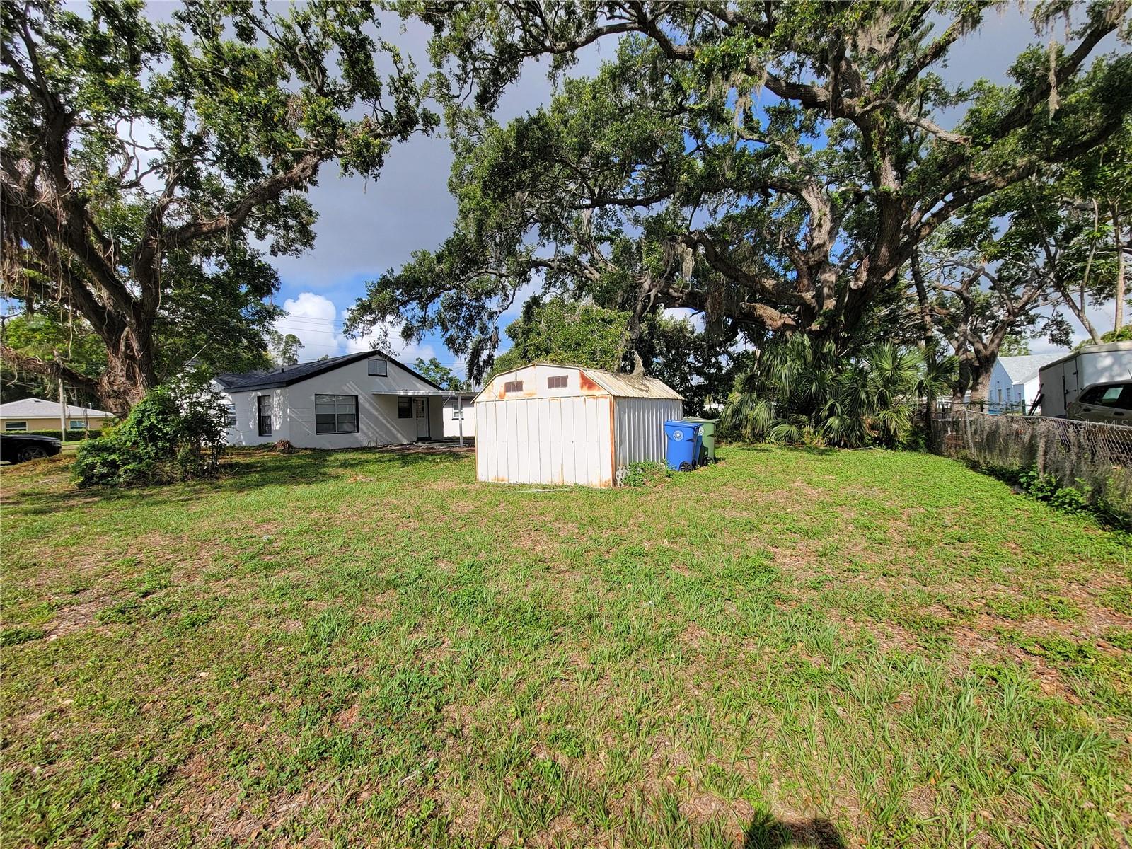 Image 34 of 40 For 1802 19th Avenue W