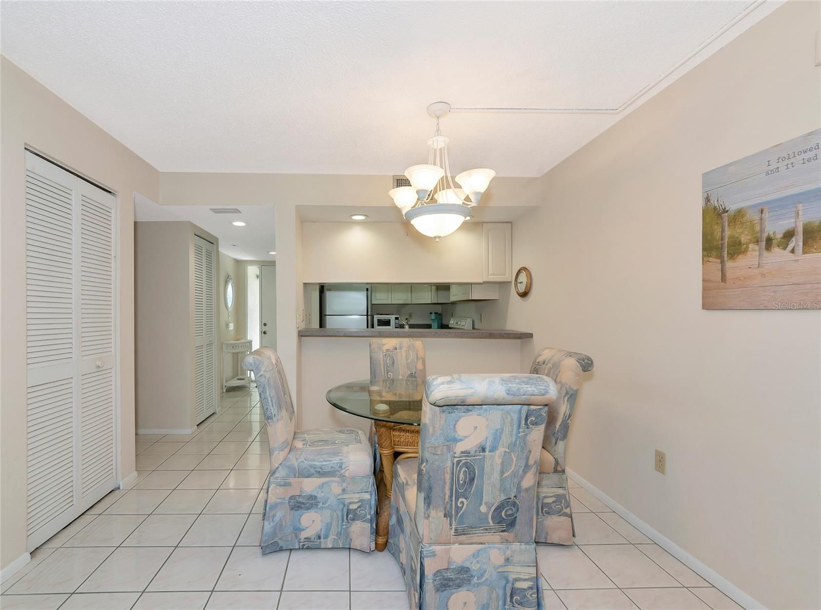 Image 10 of 28 For 4650 Ringwood Meadow  37