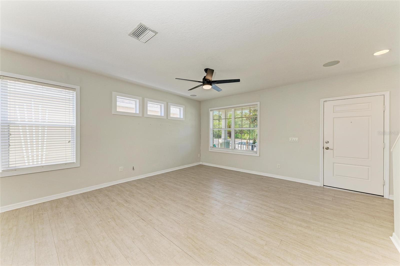 Image 8 of 36 For 5420 River Sound Terrace