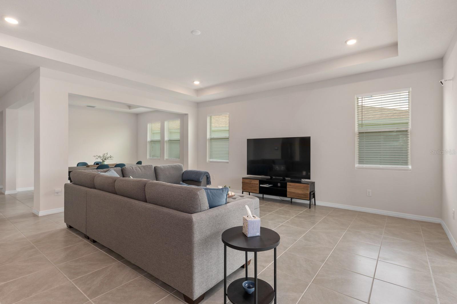 Image 13 of 27 For 520 158th Street E