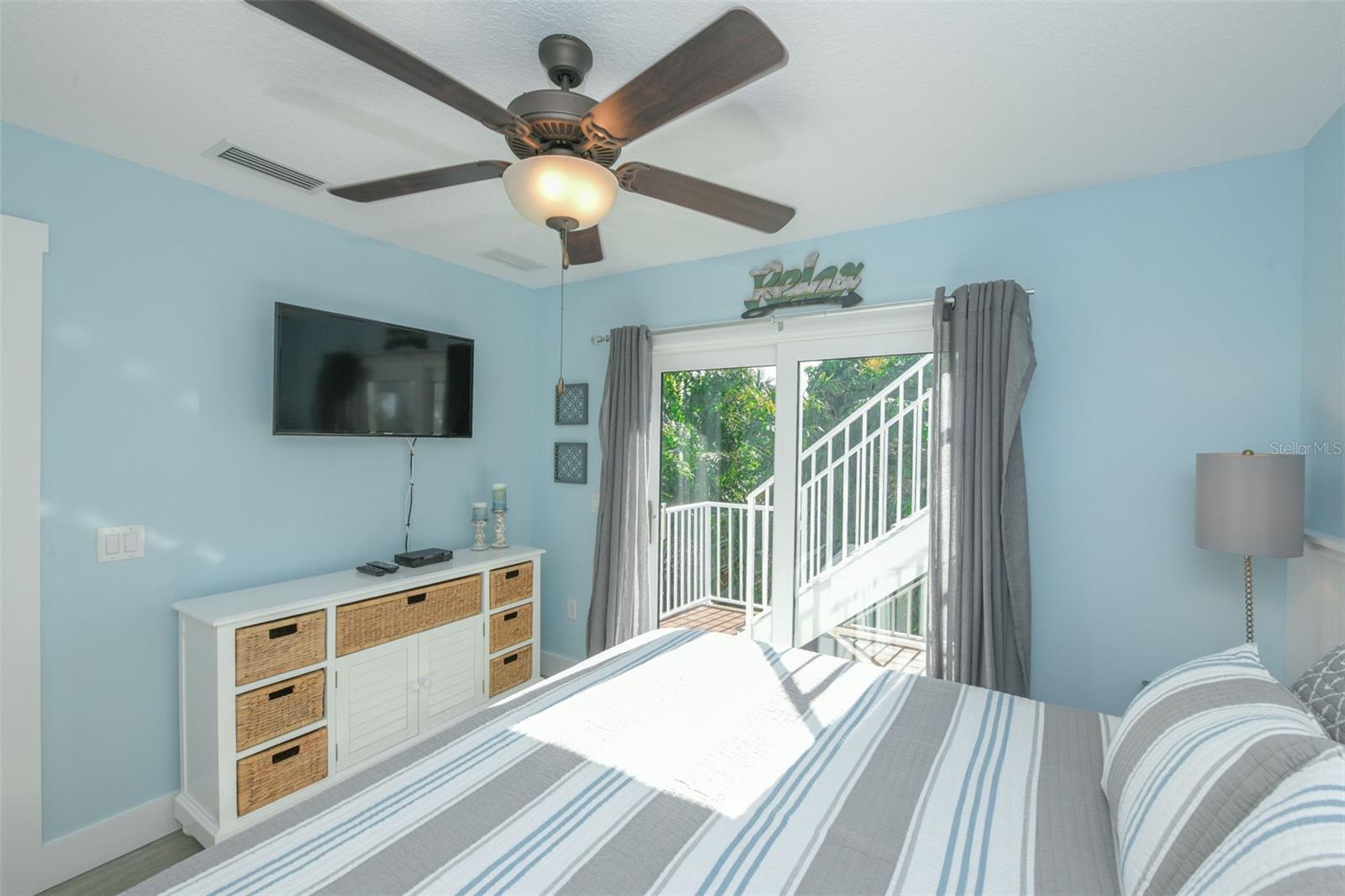 Image 23 of 83 For 211 65th Street