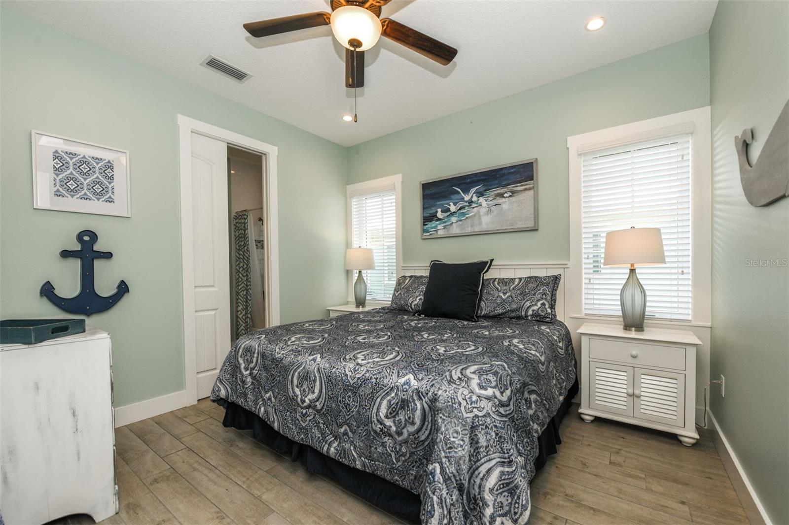 Image 32 of 83 For 211 65th Street