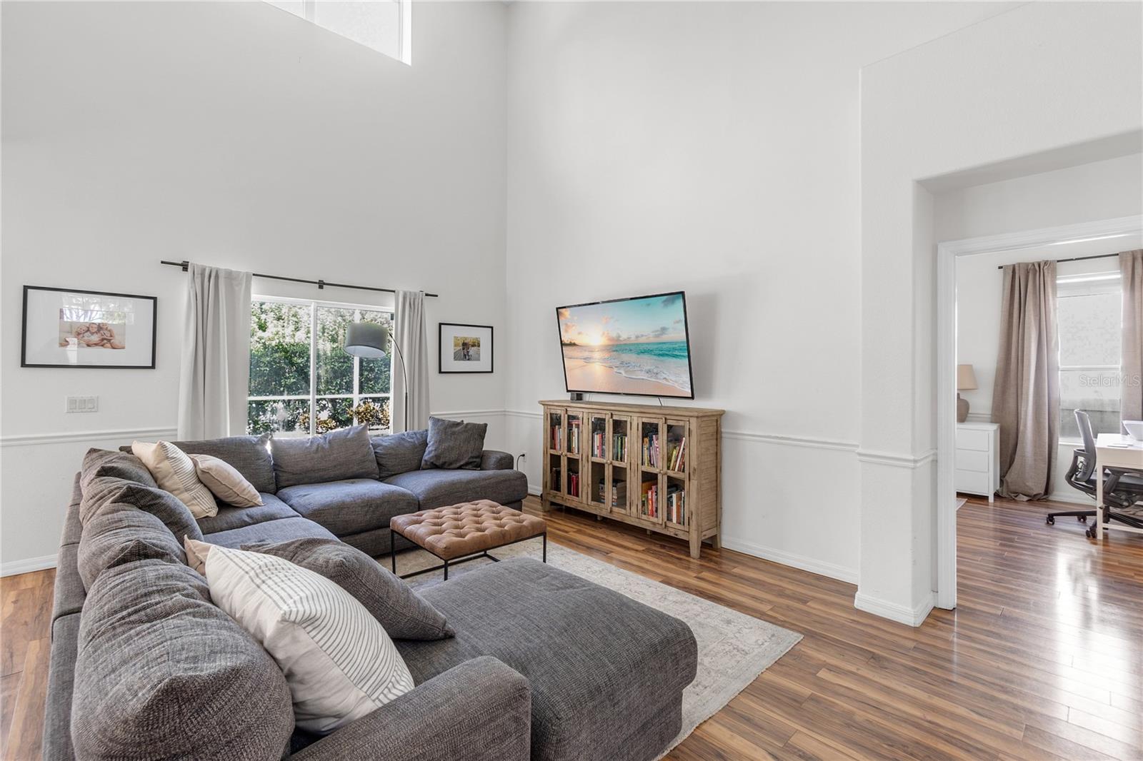 Image 12 of 41 For 6032 36th Court E