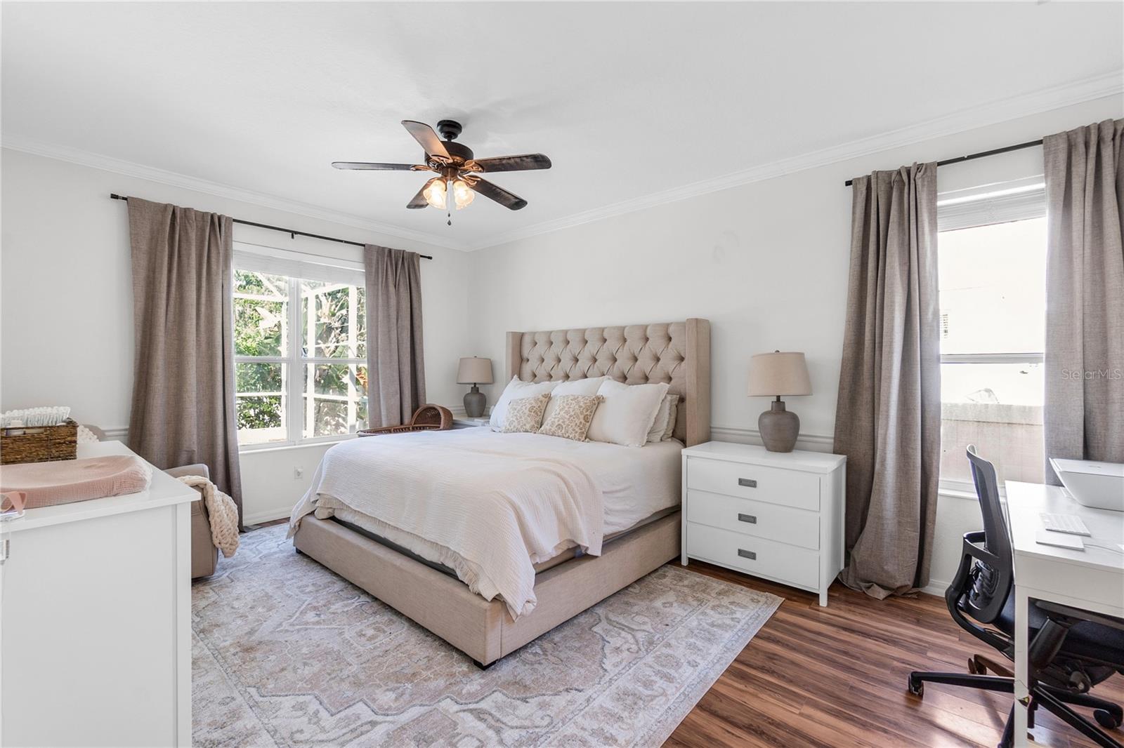 Image 21 of 41 For 6032 36th Court E