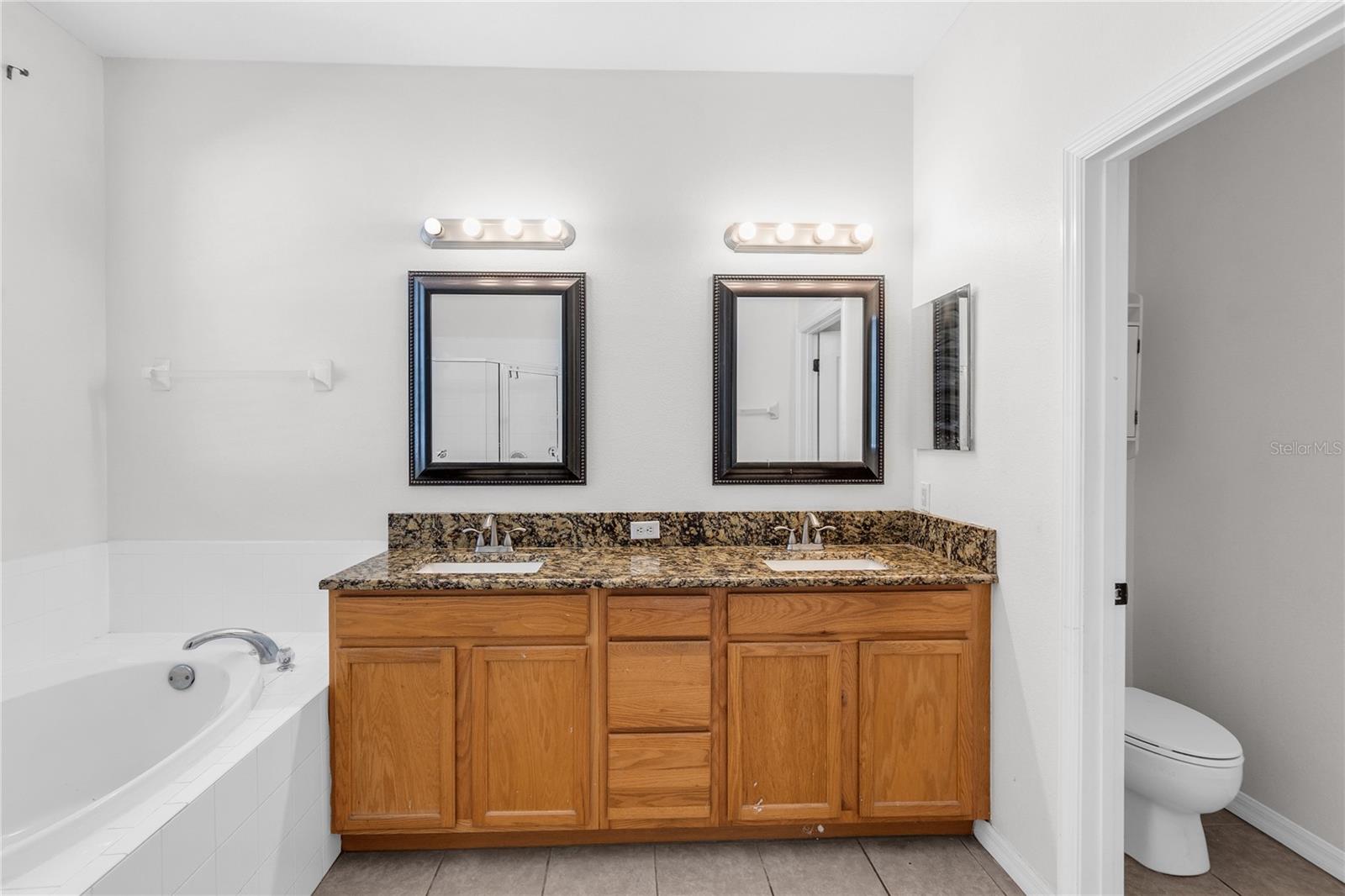 Image 25 of 41 For 6032 36th Court E