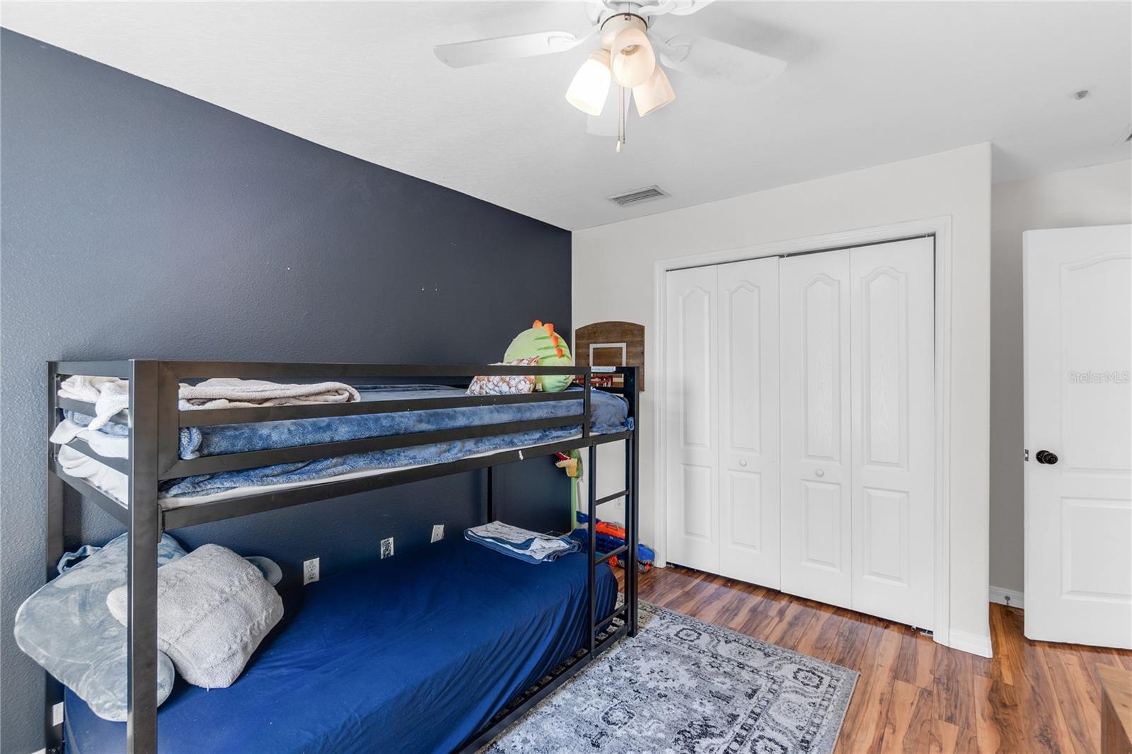 Image 32 of 41 For 6032 36th Court E
