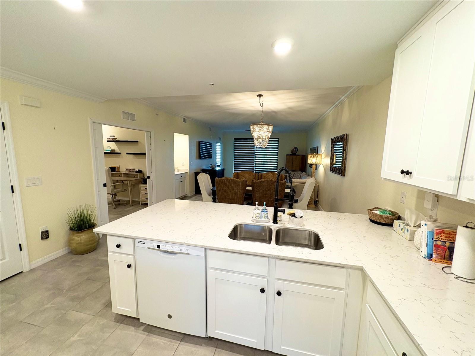 Image 10 of 43 For 5721 Palmer Circle 102