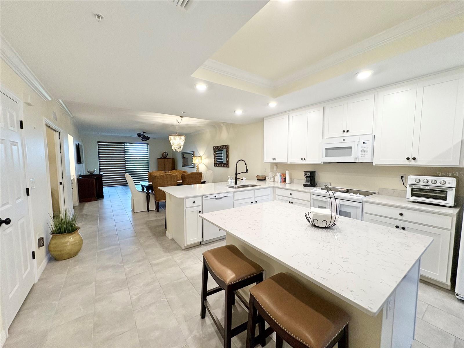 Image 5 of 43 For 5721 Palmer Circle 102
