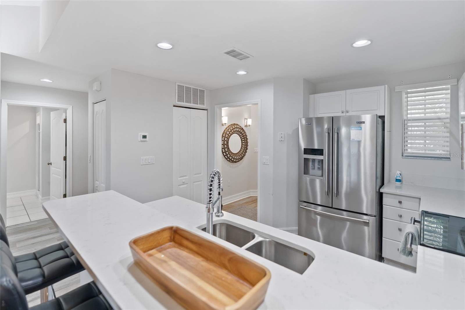 Image 11 of 35 For 3702 54th Drive W 102