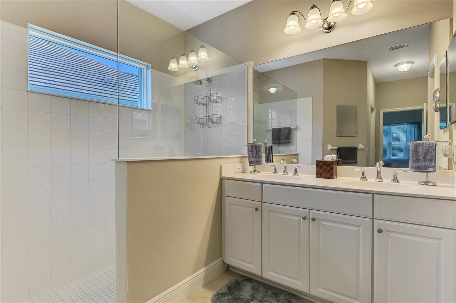 Image 35 of 100 For 12229 Stuart Drive