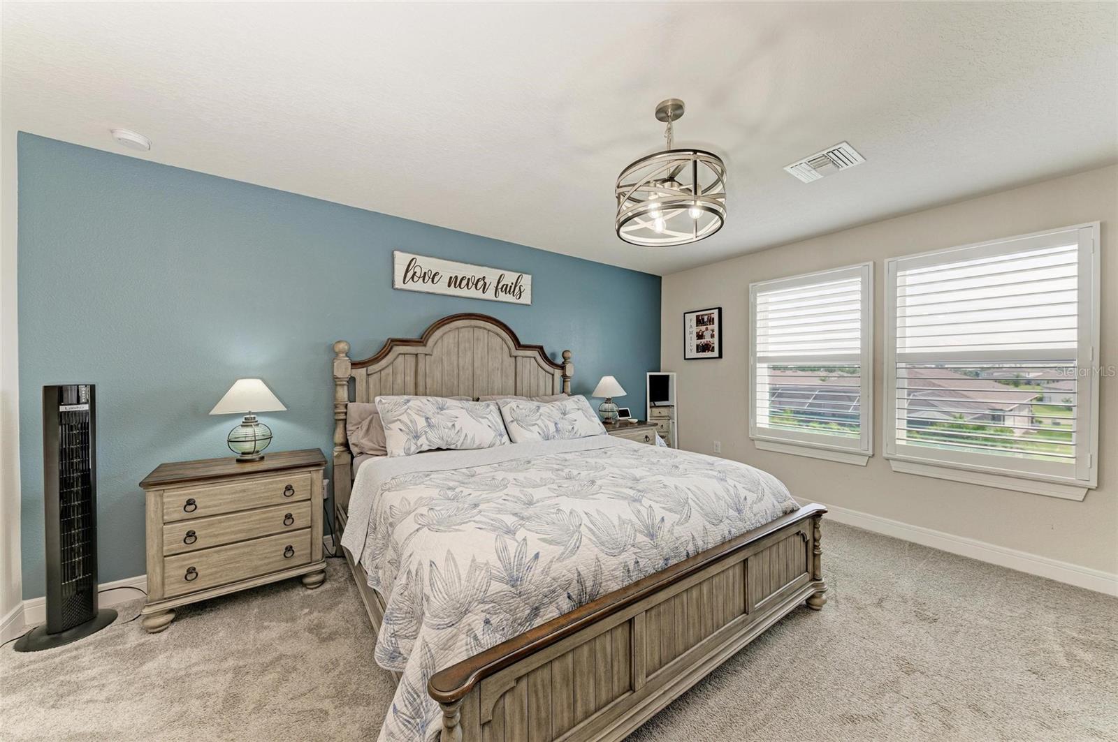 Image 32 of 70 For 8940 Royal River Circle