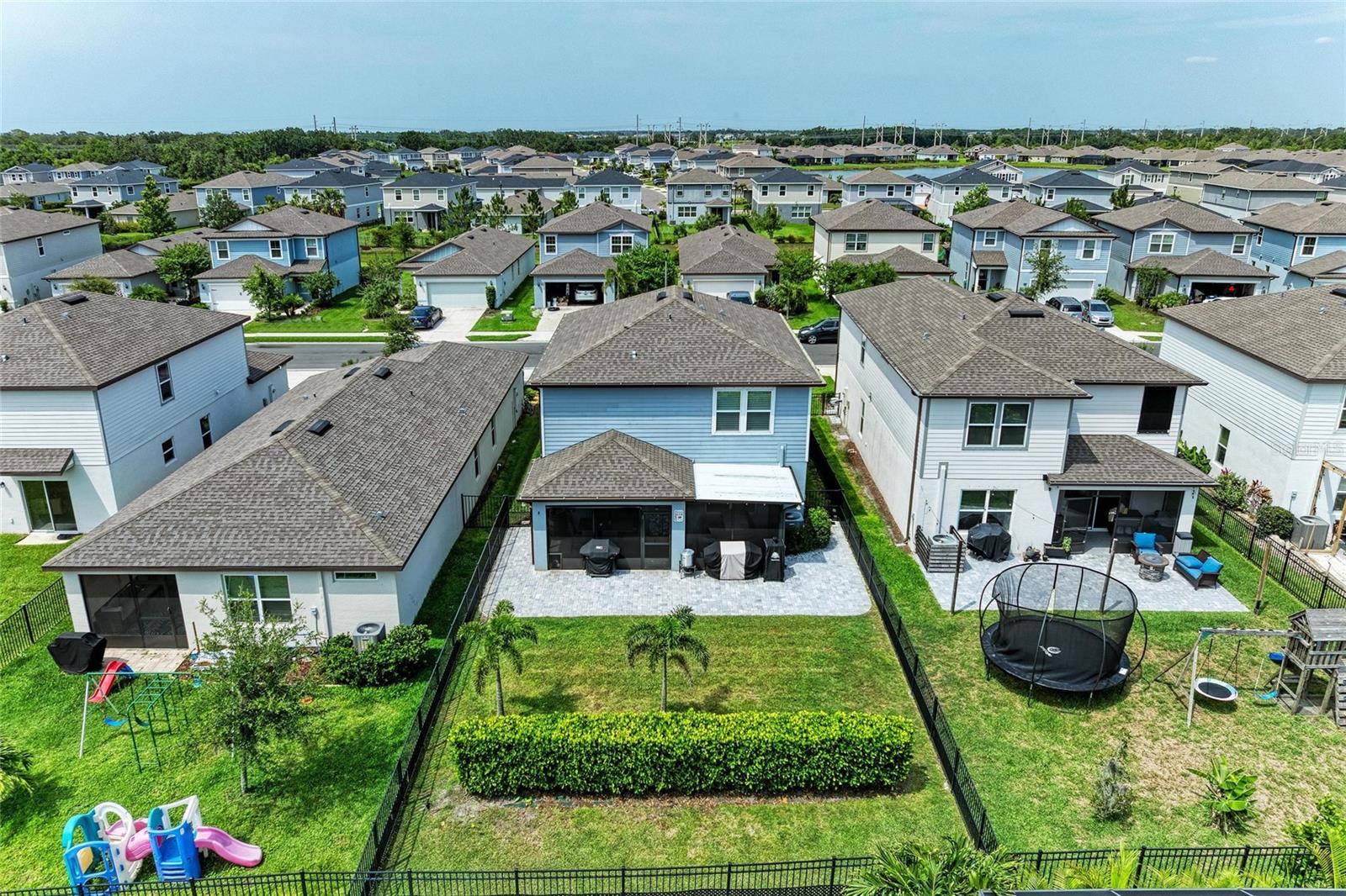 Image 49 of 70 For 8940 Royal River Circle