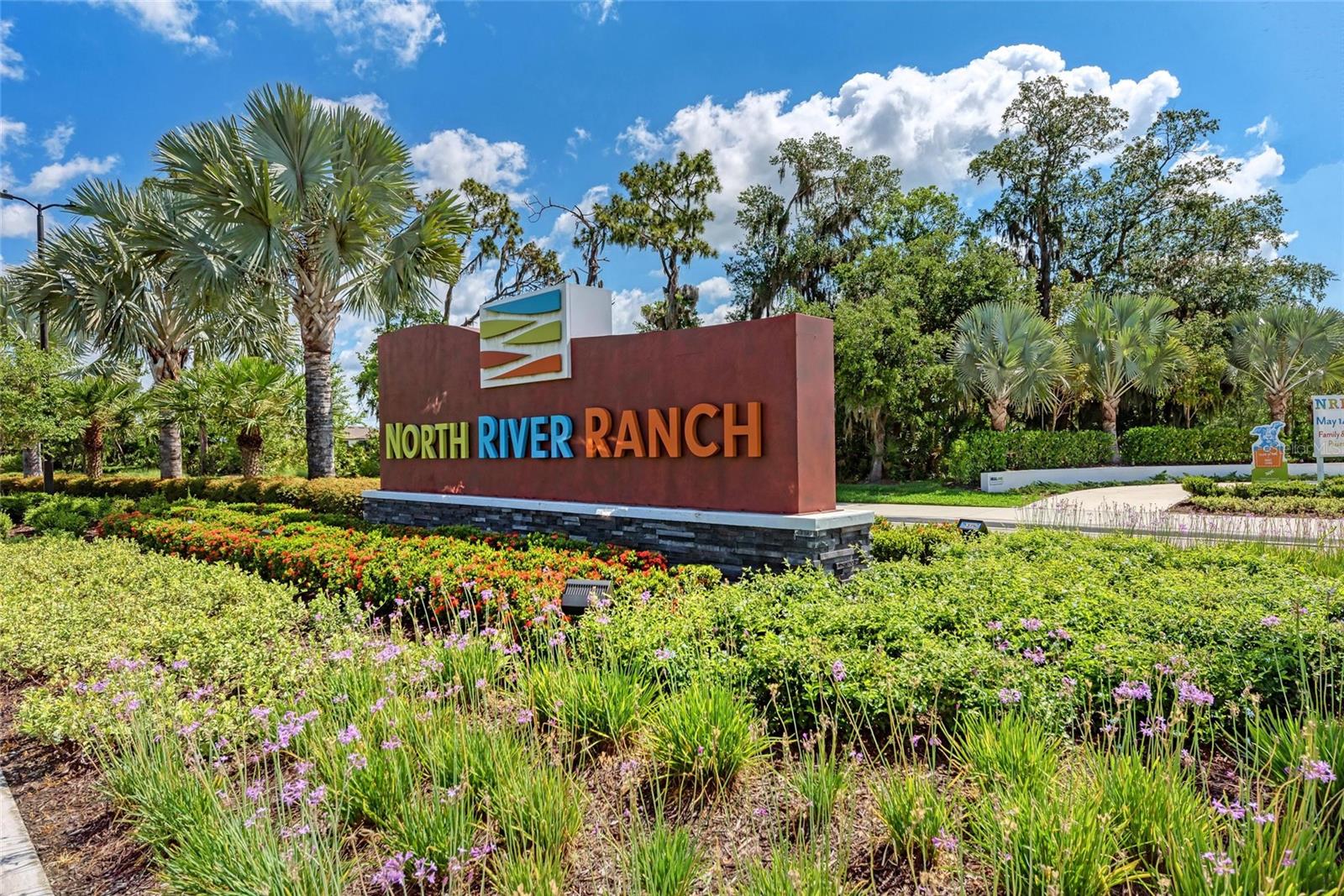 Image 53 of 70 For 8940 Royal River Circle