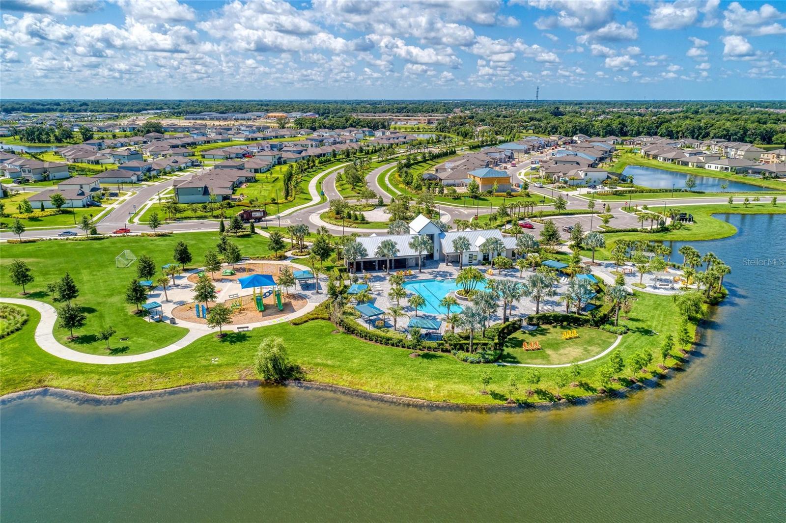 Image 54 of 70 For 8940 Royal River Circle