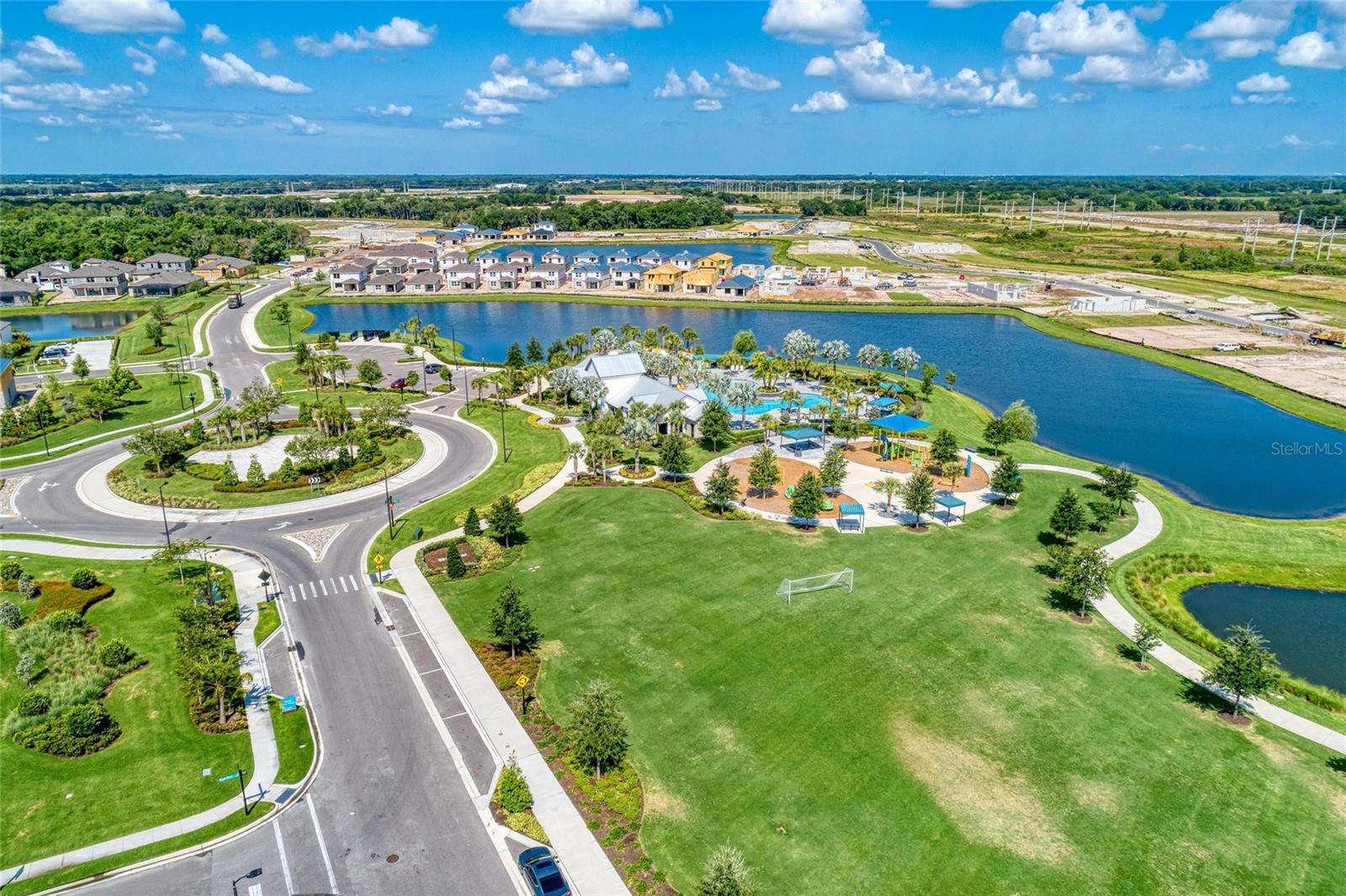Image 59 of 70 For 8940 Royal River Circle