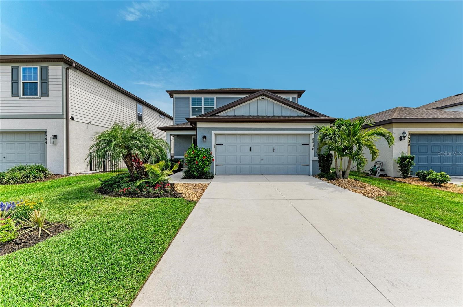 Image 6 of 70 For 8940 Royal River Circle