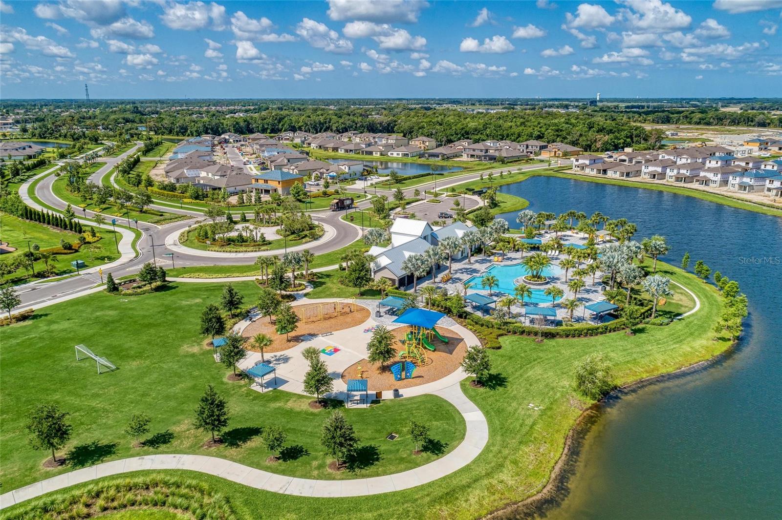 Image 60 of 70 For 8940 Royal River Circle