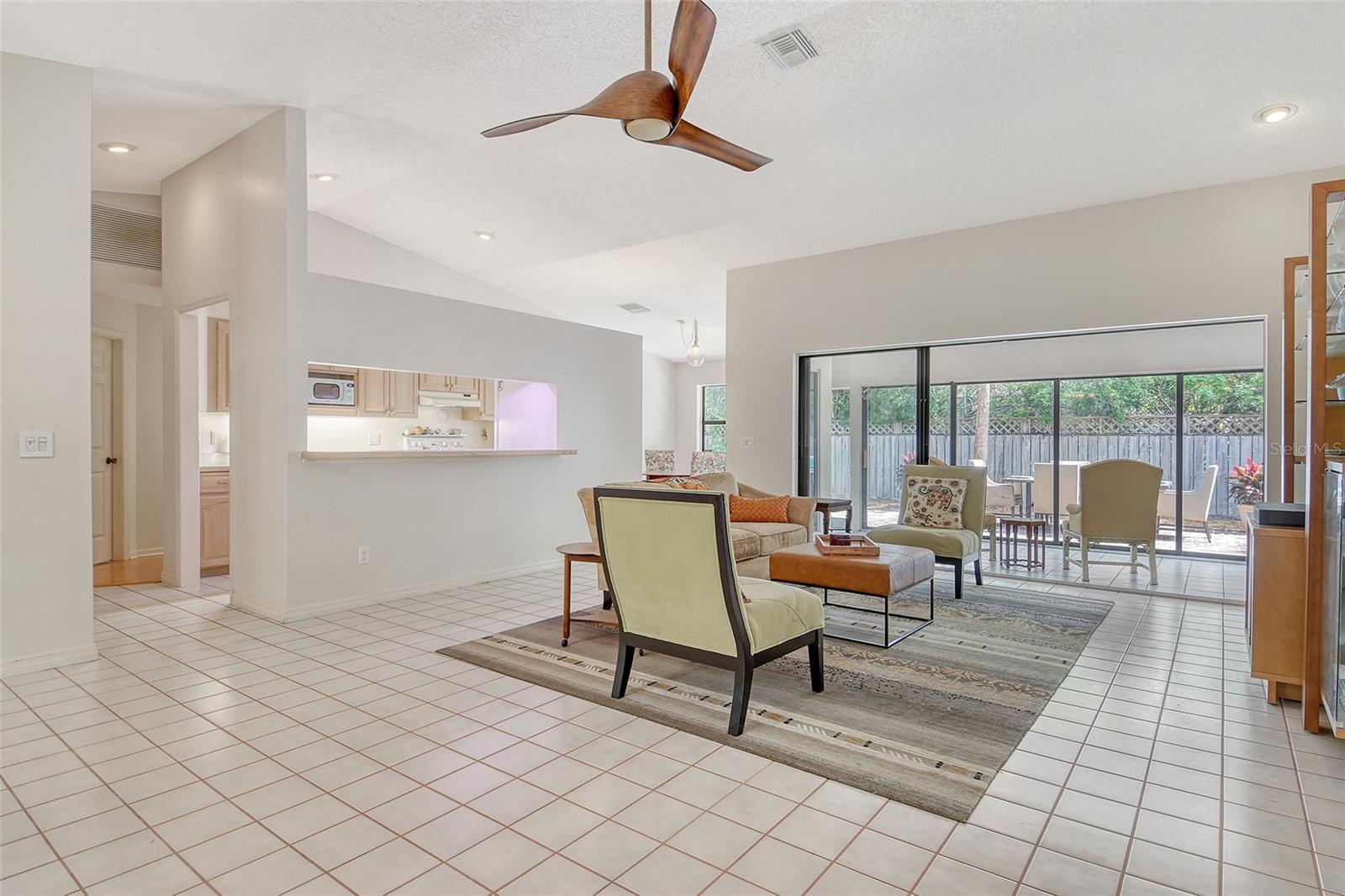Image 7 of 53 For 4137 Woodview Drive