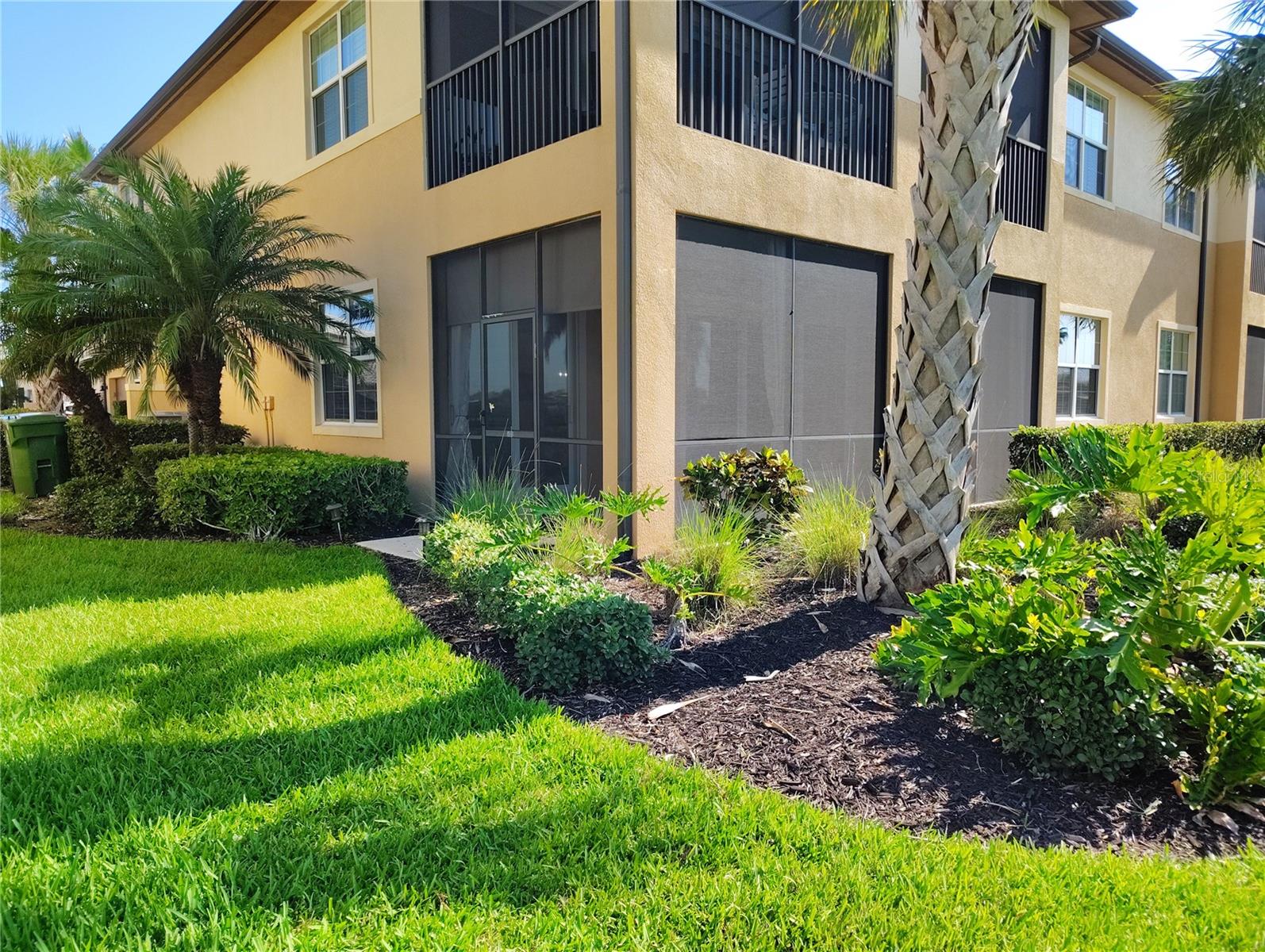 Image 43 of 79 For 1241 Riverscape Street B
