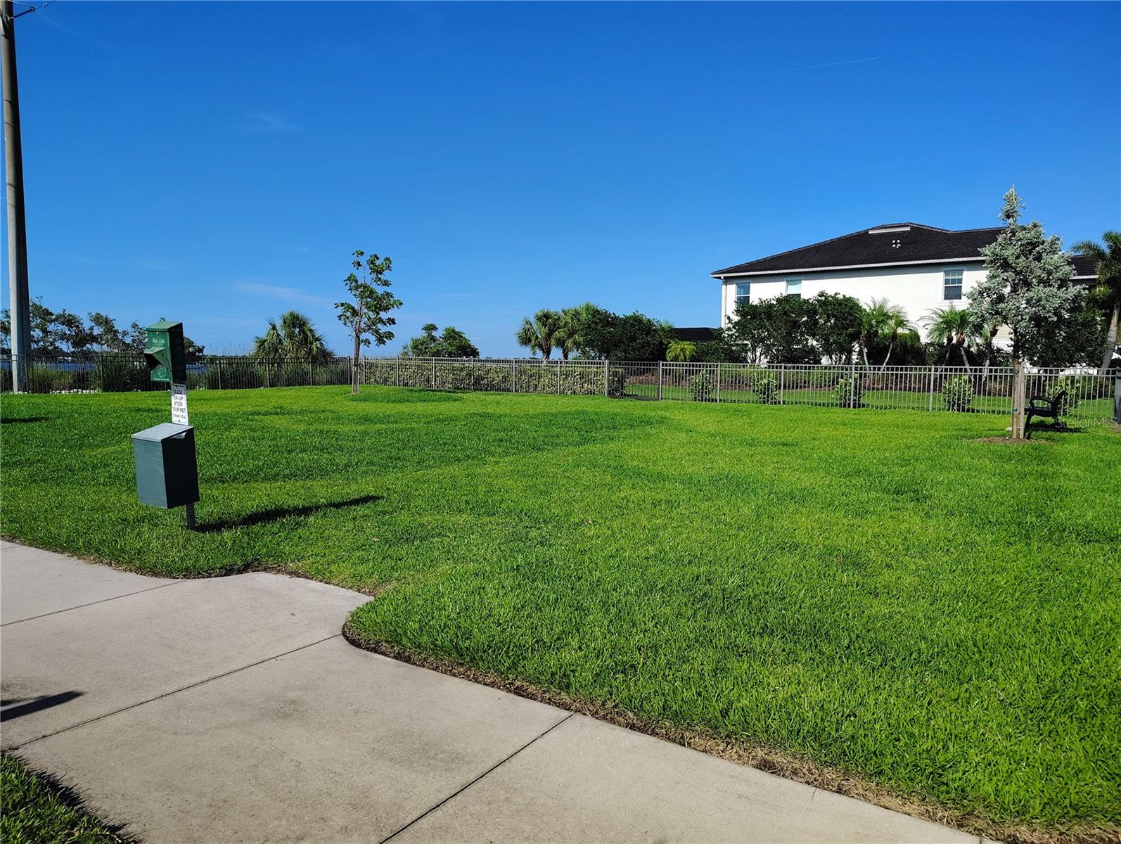 Image 70 of 79 For 1241 Riverscape Street B